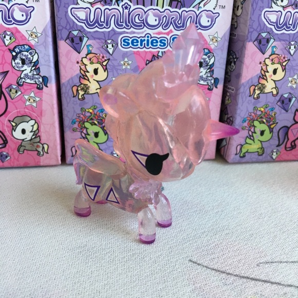 Five tokidoki Unicorno from series 8 - Picture 5 of 6